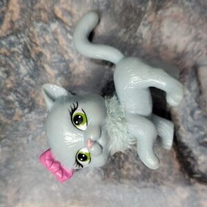 💥5/$25💥 Barbie luv me 3 cat